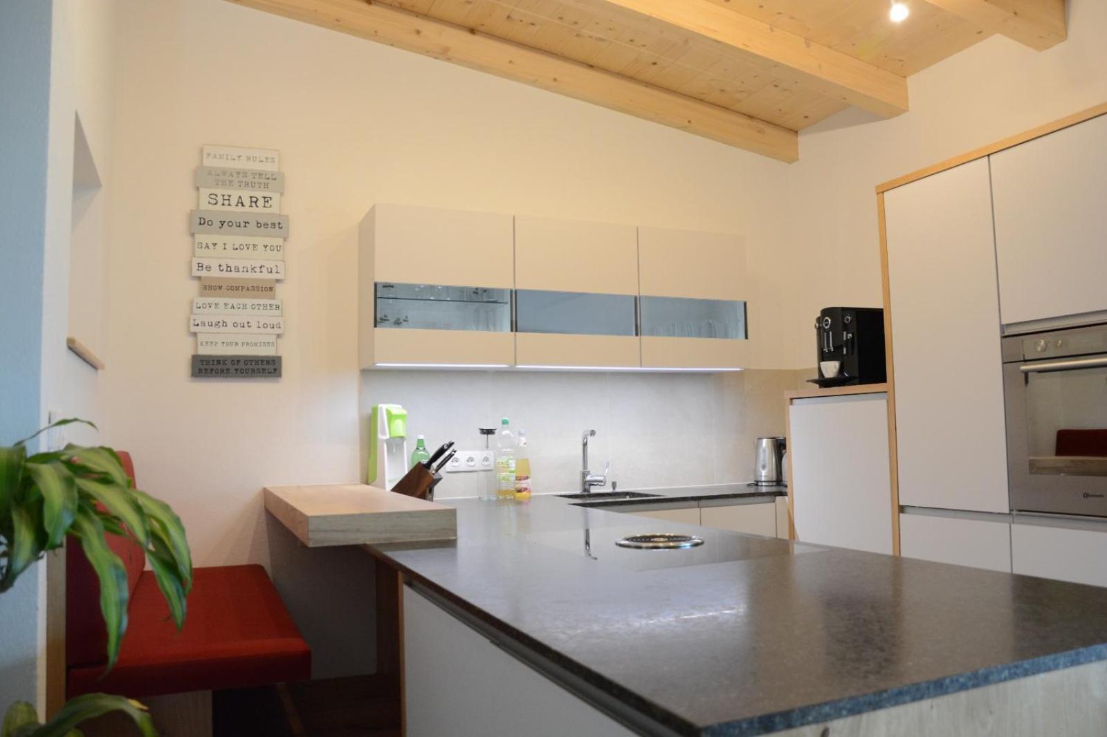 Sunside Apartment 젤암질러 외부 사진